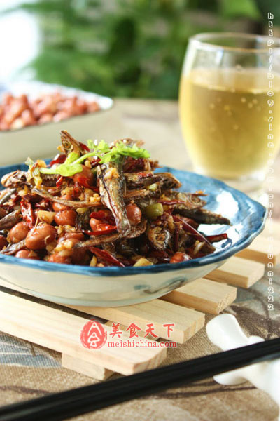 下酒菜--香辣小鱼干