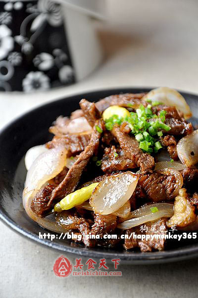 洋葱泡椒炒牛肉