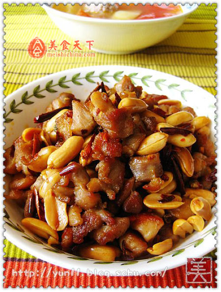 麻辣花生炒鸡丁