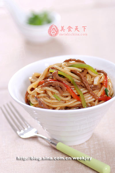牛肉炒米粉