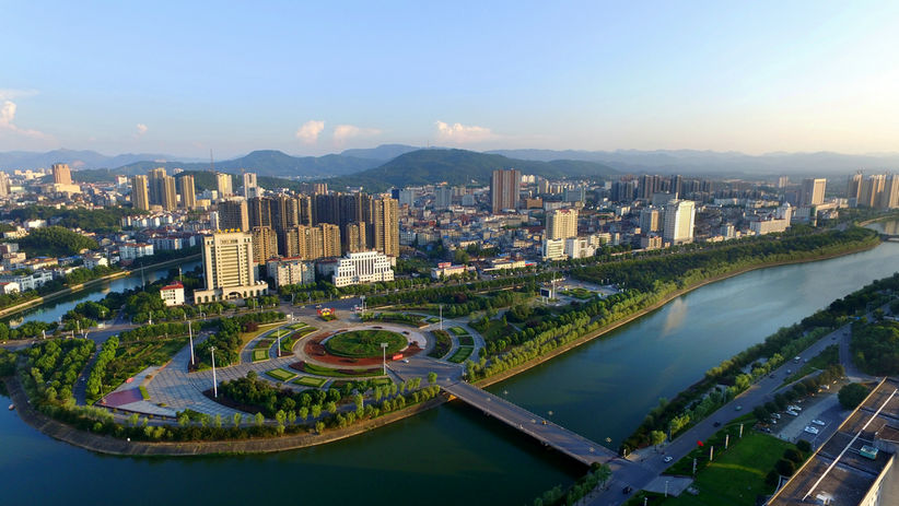 咸宁市区人口_湖北省一县级市,人口超90万,名字源自安徽省一个县(2)