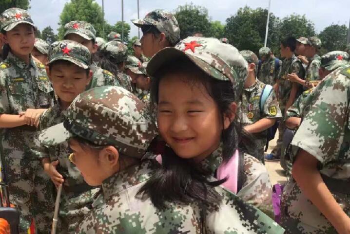 送战友 惜分离