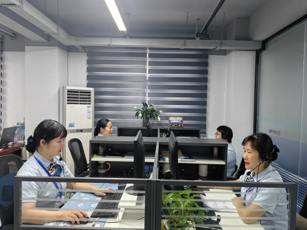 图14:打卡客服部.jpg